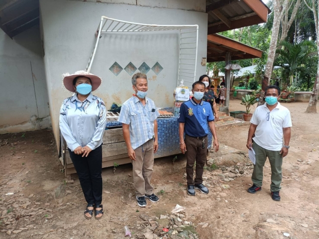 ประชาสัมพันธ์การลงพื้นที่เยี่ยมผู้ถูกกักตัว กลุ่มผู้สัมผัสเสี่ยงสูง ในตำบลกะเปียด